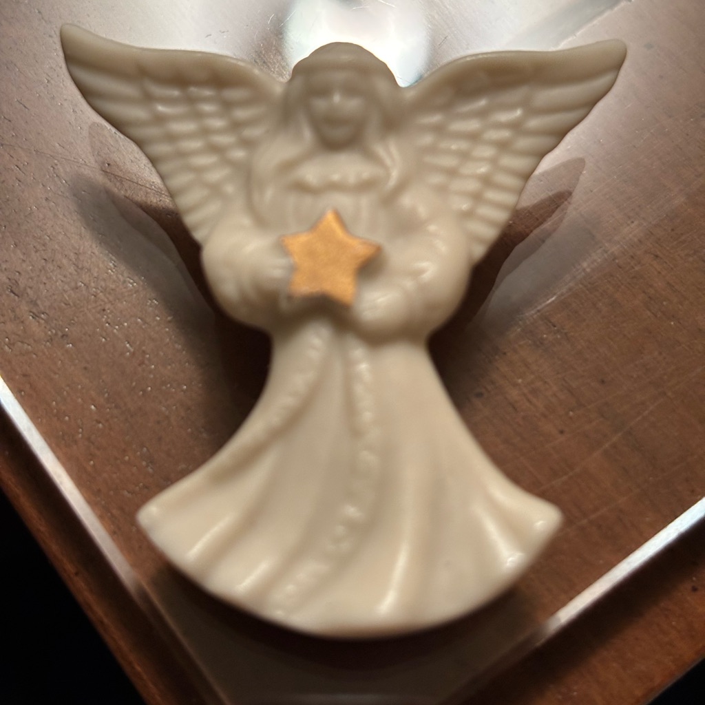 Lenox Angel Pin 15$